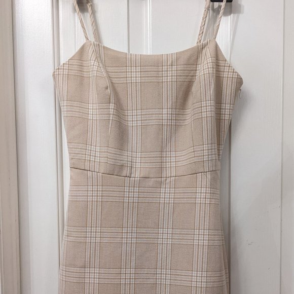 Wilfred Dress - Picture 1 of 2